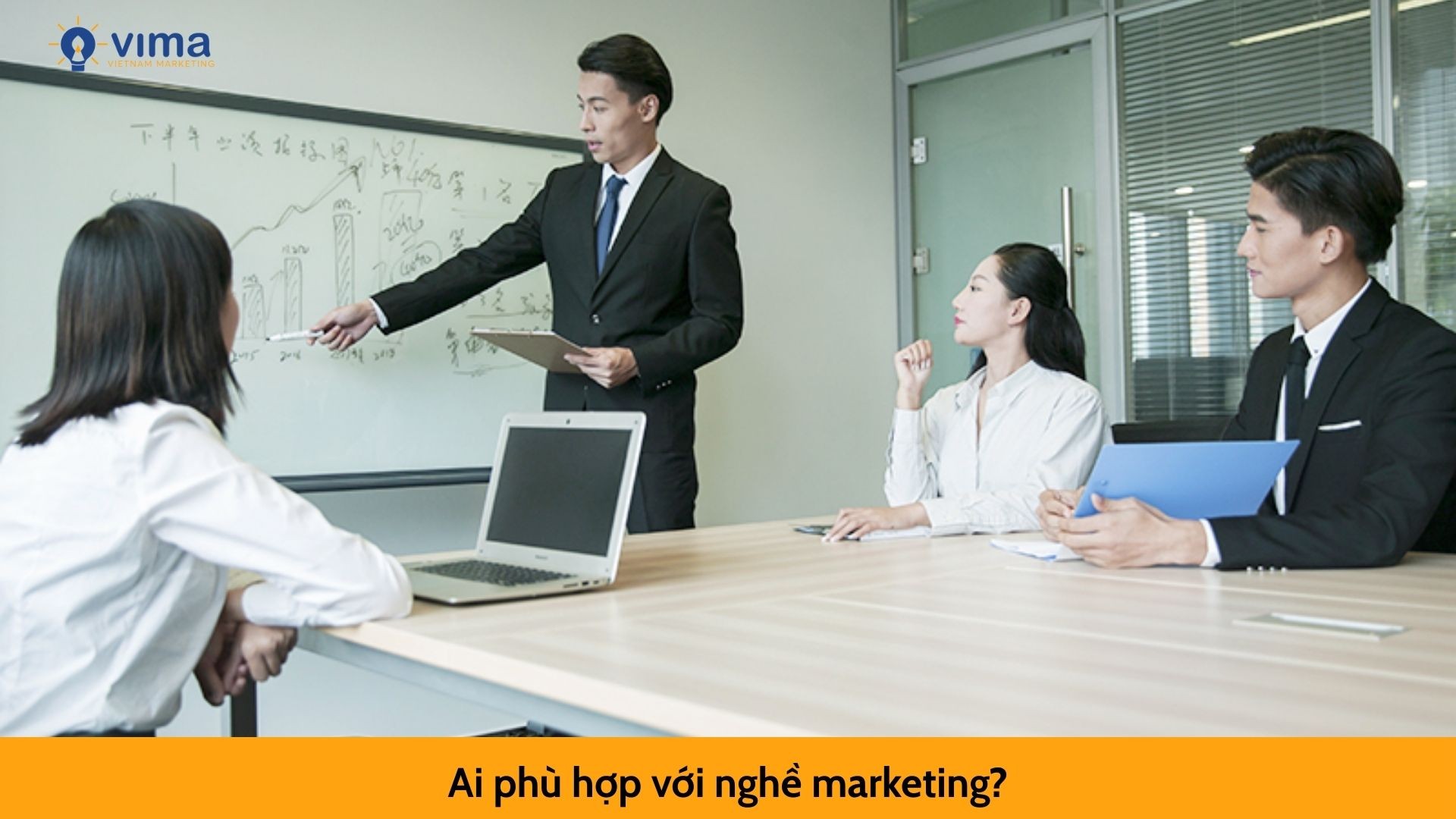 Ai phù hợp với nghề marketing?